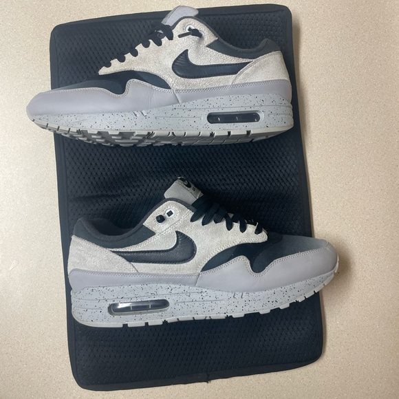 🔥Nike Air Max 1🔥 - Picture 6 of 14